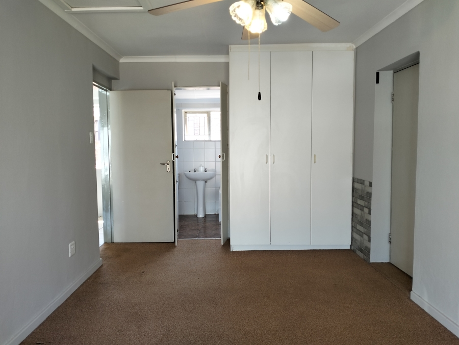 To Let 3 Bedroom Property for Rent in C Place Eastern Cape